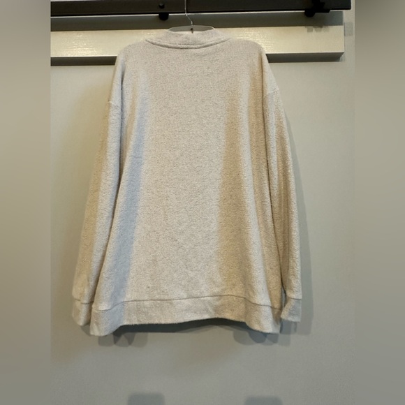 PINK Victoria Secret Sweatshirt size Small. - Picture 4 of 6